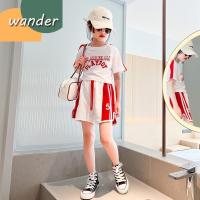 WANDER เสื้อผ้าเด็กผญ ชุดวอร์มสาวพิมพ์ตัวอักษรบล็อกสีอินเทรนด์ ผ้าฝ้ายแท้บางแขนสั้น + กางเกงขาสั้นสำหรับเด็กโต2375