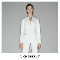 VICKTEERUT (ราคาปกติ 11,500-.) 2-Button Denim Blazer เสื้อเบลเซอร์ 2 กระดุม ผ้าเดนิม