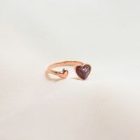 เครื่องประดับ rock me jewelry รุ่น Double mini heart ring แหวน ทองเหลือง ประดับพลอย (Customized 15 Days)