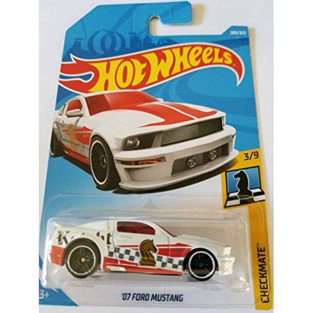 Hot Wheels '07 Ford Mustang (checkmate) 