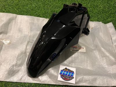 บังโคลนหน้า สีดำเงา Yamaha MIO125 / MIO 125I มีโอ125 แท้ใหม่ศูนย์ (33S-F1511-00-P6)