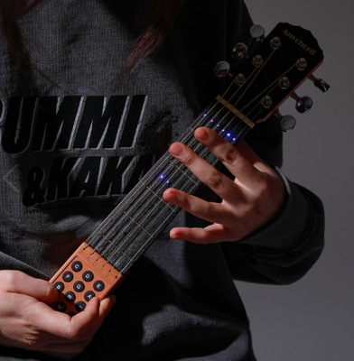 [SOUND-Q] Portable Guitar Chord Training Device with Buttons and Lights on the Fretboard 1ea