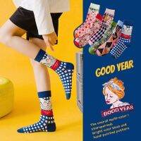 ถุงเท้าผ้าฝ้าย แบบหนา ลายสก๊อต น่ารัก ลายกราฟฟิคสวยๆ European and American fashion brand socks mens and womens cotton cartoon socks