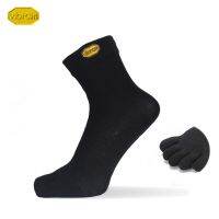 【Sock shop】Vibram 5Toe ถุงเท้าลูกเรือขนสัตว์ห้านิ้วผู้ชายผู้หญิงฤดูใบไม้ผลิฤดูร้อนพักผ่อนกลางแจ้งเหงื่อดูดซับสวมใส่กีฬาแข็งเกาหลีวินเทจ