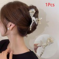 Fashion Gold and Silver Roses Pearl Rhinestone Hairpin Crab Korean Ladies Alloy Head Crab Shark Clip Female Hair Accessories