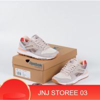 s06l5u8y0 2.2 Reebok GL 6000 รองเท้า สีน้ําตาล สีชมพู