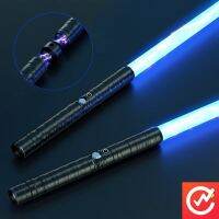 Lightsaber ดาบคอสเพลย์ RGB แบบชาร์จได้2ชิ้นสามารถเชื่อมต่อที่จับโลหะผสมขั้นสูง7สี RGB แบบสองในหนึ่ง