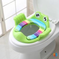 ฝารองชักโครกเด็ก ที่รองนั่งชักโครกเด็ก เสริมฟองน้ำ พร้อมที่จับ สีสันสดใส Childrens toilet seat