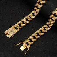 Hot Luxury Diamond Gold Dog Chain สแตนเลสโลหะ Slip Collar สร้อยคอ Hip Hop สไตล์ French Bulldog Harness Dogs Accessories