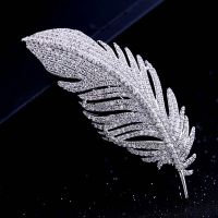 Red Trees nd High Quality Luxury Sparkling Zircon Fashion Classic Feather Brooch For Men and Women Gift Drop Shipping In Box