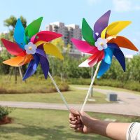 《Glass house》กังหันลมพลาสติกสีสันสดใส Wind Spinner ของเล่นเด็กสนามหญ้า Garden Yard Party Decor Outdoor Handmade