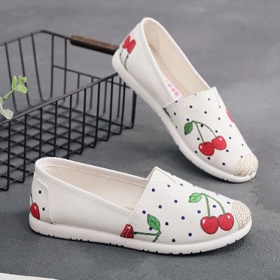 22 spring new single mother female old Beijing cloth shoes shoes low help prevent slippery soft bottom leisure canvas shoes a undertakes