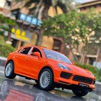 1:24 Porsche Cayenne S Turbo SUV แบบจำลองรถโลหะผสมงานฝีมือเสียงและแสงตกแต่งของเล่นเด็กของขวัญ