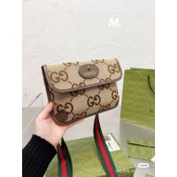 พร้อมส่ง??ถูกที่สุด?กระเป๋าGUCCI พร้อมกล่อง ?

งานคาดอกสีเบจ สายสปอต มาแรงมาก