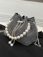 Pearl handbag bag womens new 2023 fashion bright diamond shoulder bag high-end foreign style chain crossbody bucket bag 【QYUE】