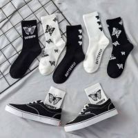 Retro cute Japanese spring and summer socks female ins tide sports net red bow simple and fashionable tube pile pile socks