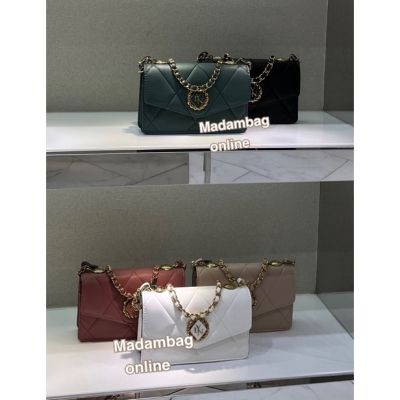 lyn Diamond Mini Crossbody กระเป๋าสะพายข้าง