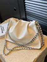❁❈✶  Large-capacity bag womens 2023 new French niche chain shoulder bag texture all-match foreign style explosive style fold bag