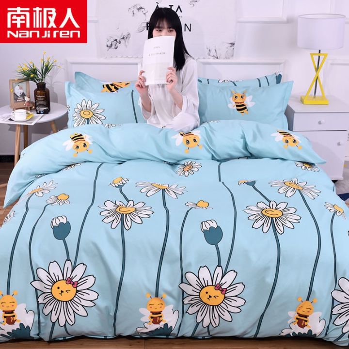 four-piece-quilt-cover-sheet-on-the-bed-1-5-200x230-60x110cm