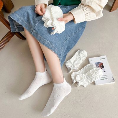 PINGCHUISHOP ถุงเท้าของผู้หญิงปักลายระบายอากาศได้สวมใส่สบายแฟชั่นญี่ปุ่นถุงเท้าสไตล์เกาหลี