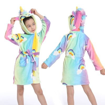 {Xiaoli clothing} เสื้อคลุมอาบน้ำเด็กน่ารักสำหรับเด็กผู้หญิงชุดนอนเด็ก Rainbow Unicorn ผ้าเช็ดตัวชายหาด Robe ชุดนอนเด็กเสื้อผ้า Nightgowns
