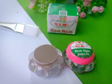 Tại sao kem Hoa Đào được cho là hiệu quả trong việc loại bỏ mụn?
