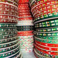 5 Yards 10mm Christmas Ribbon Printed Grosgrain Ribbons For Christmas Deooration Gifts Wrapping Wedding Christmas Trees DIY Bows