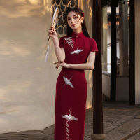 2023ฤดูร้อนสไตล์จีน cheongsam กลางความยาวเย็บปักถักร้อย Oriental R Elegant แฟชั่น qipao ชุดสำหรับสตรี wholese