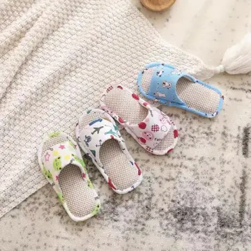 Born discount house slippers