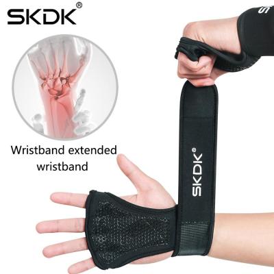 ถุงมือฟิตเนส STRAPS Leather Grip pads &amp; Strap SKDK หนังกลับ สแต๊ป หนัง  รัดข้อมือ ถุงมือ เซพข้อ（1คู่）
