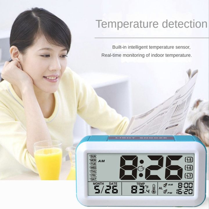 alarm-clock-display-screen-alarm-clock-light-sensor-bedside-alarm-clock-snooze-function-alarm-clock