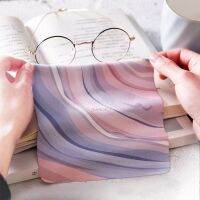 พร้อมส่ง ! Glasses cloth ผ้าเช็ดแว่น ชนิดไมโครไฟเบอร์ละเอียด เกรดพรีเมี่ยม เก็บฝุ่นหมดจด นุ่มมาก ไม่ทำให้เลนส์เป็นรอย