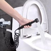 Kamar Mandi Pancuran Pipa Hoseswasher Toilet Pistol Semprot Kabel Telepon Teleskopik Musim Semi Hitam Putih Tabung Selang Perlengkapan Kamar Mandi