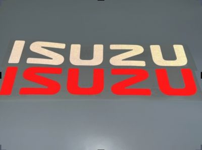 สติ๊กเกอร์แบบดั้งเดิม รุ่นลงร่อง ติดฝาท้าย ISUZU ขนาดประมาณ 7x41 ซม. งานตัดคอมสะท้อนแสง 3M แท้ sticker ติดรถ แต่งรถ อีซุซุ