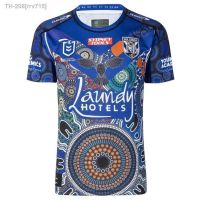 ฟุตบอล 2023Rugby World Cup 2022/23 BULLDOGS INDIGENOUS Home RUGBY JERSEY 2022/2023 Bulldogs Indigenous Rugby Jersey JERSEY SHORTS size S--5XL