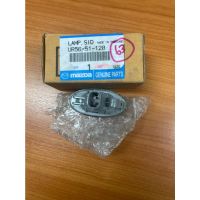 (ของแท้) UR5651120 ไฟเลี้ยวข้างบังโคลนหน้า. MAZDA2 ปี2009-2010,MAZDA BT-50. ปี 2006-2015 เบิกศูนย์ มาสด้า