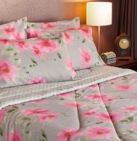 FAIRmaid ผ้านวมเย็บติด ลาย Peach Blossom ขนาด 100"x 90" นิ้ว (สำหรับเตียง 6 ฟุต หรือ 5 ฟุต) / 70"x 90" นิ้ว (สำหรับเตียง 3.5 ฟุต) / 50"x 80" นิ้ว (สำหรับห่มคนเดียว)