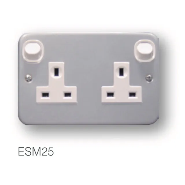 (MetalClad)Schneider ESM25 13A 2 Gang Switched Socket(Socket Outlet