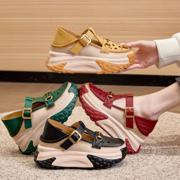 juscomart-รองเท้าผ้าใบสีพาสเทลที่มีดีไซน์สวยงามและทันสมัย