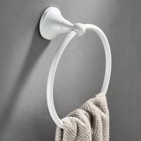 ✕○∈ Bathroom Hardware Pendant Copper round simple white towel ring Baked white lacquer towel rack towel hanging ring