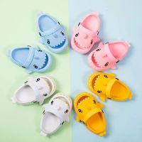 HOT★เด็ก Shark รองเท้าแตะฤดูร้อนชายรองเท้าการ์ตูนตลก Cloud Clogs รองเท้าเด็ก Breathable รองเท้าแตะเด็กวัยหัดเดิน Flip Flops