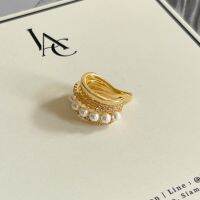 LAC.COLLECTION - Extra Audrey Ear Cuff/ เอียร์คัฟมุกประดับเพชร