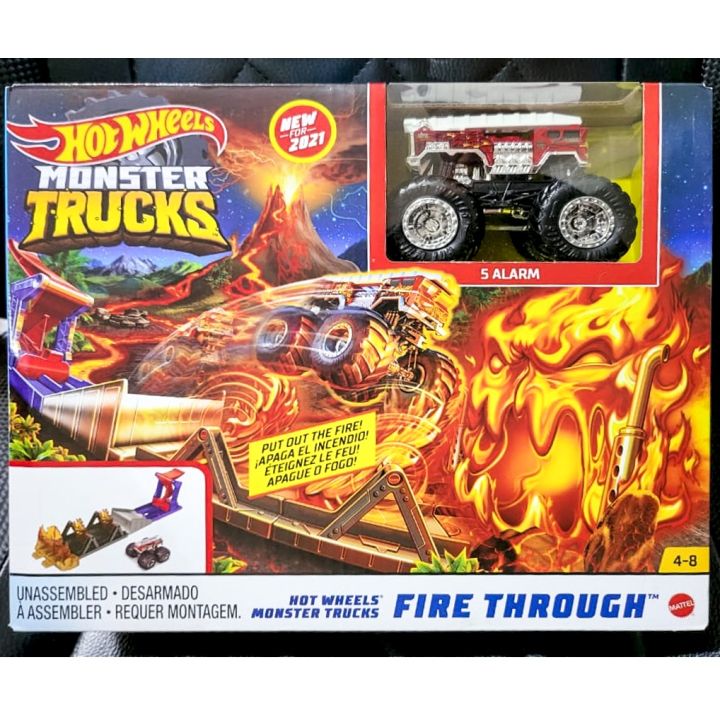 Hot Wheels Monster Trucks Fire Through Playset