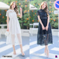 B19092 Maxi เดรสยาวลูกไม้ตาข่าย พร้อมเข็มขัด Long mesh lace maxi dress with belt