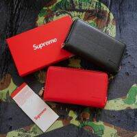 Supreme Wallet แบบซิปรอบ หนังเรียบปั้มโลโก้