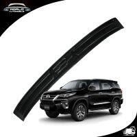 กันรอยชายประตูท้าย กันรอยประตูท้าย โตโยต้า ฟอร์จูนเนอร์ สี เครฟล่า Toyota Fortuner รุ่น Trdจำนวน 1ชิ้น 4ประตู ปี2015-2017 ขนาด