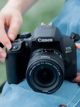 canon 4000d flip screen