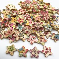 30pcs Wooden five-pointed star love button DIY Handmade Scrapbook Wedding Decoration Sewing Accessories Haberdashery