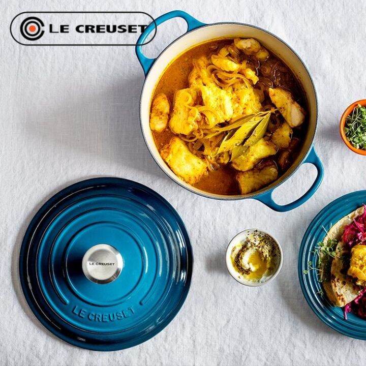 France Le Creuset Cast iron pots and pans Enameled pots and pans Round
