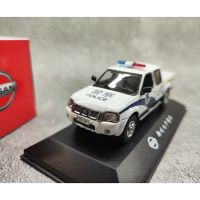 รถนิสสันรุ่น1/43รถของเล่นของสะสมหุ่นอัลลอย Nissan รถกระบะ SUV ของที่ระลึกกล่องเก็บและแสดงเครื่องประดับรถ